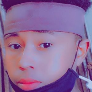 Meet your Posher, Yassin